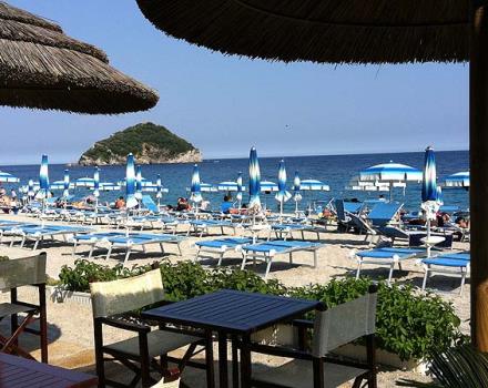 Spiaggia del Best Western Hotel Acqua Novella - Bagni Velazzurra