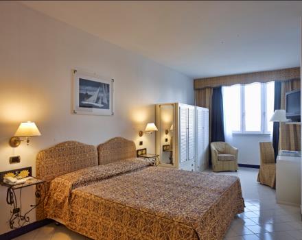 Classic Room Sea view Hotel 4 stars Spotorno